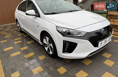 Ліфтбек Hyundai Ioniq 2019 в Тернополі