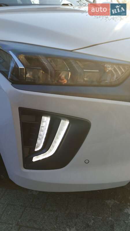 Ліфтбек Hyundai Ioniq 2019 в Житомирі
