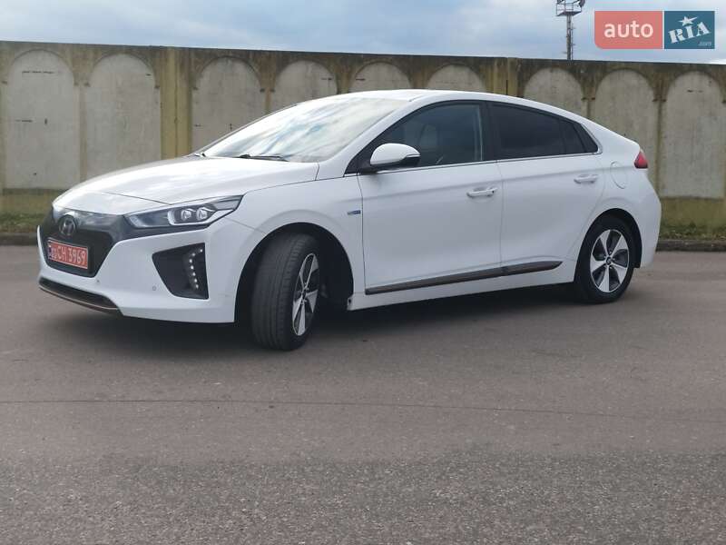 Хэтчбек Hyundai Ioniq 2018 в Калуше