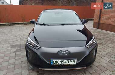 Хэтчбек Hyundai Ioniq 2018 в Сарнах