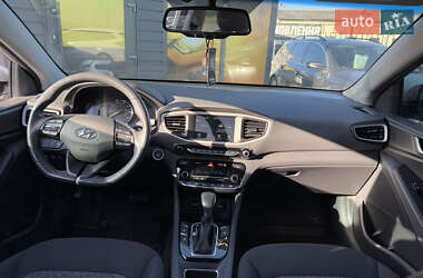Лифтбек Hyundai Ioniq 2019 в 