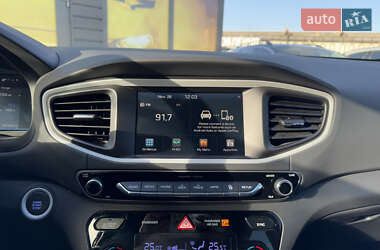 Лифтбек Hyundai Ioniq 2019 в 