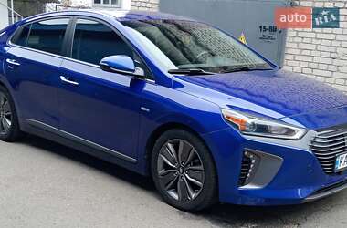 Хэтчбек Hyundai Ioniq 2019 в Киеве