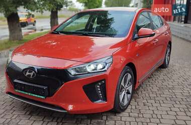 Хэтчбек Hyundai Ioniq 2018 в Киеве