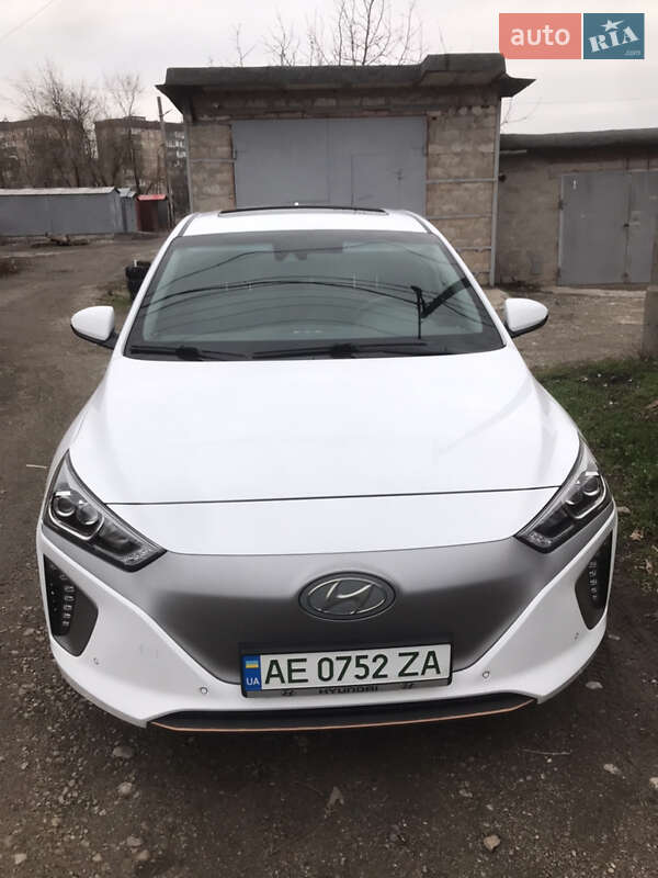 Hyundai Ioniq 2018 Hyundai Ioniq 2018