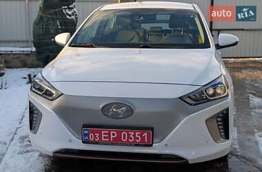 Хетчбек Hyundai Ioniq 2017 в Вінниці