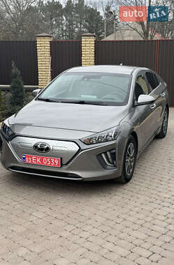 Лифтбек Hyundai Ioniq 2019 в Виннице