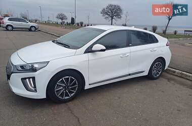 Ліфтбек Hyundai Ioniq 2021 в Черкасах