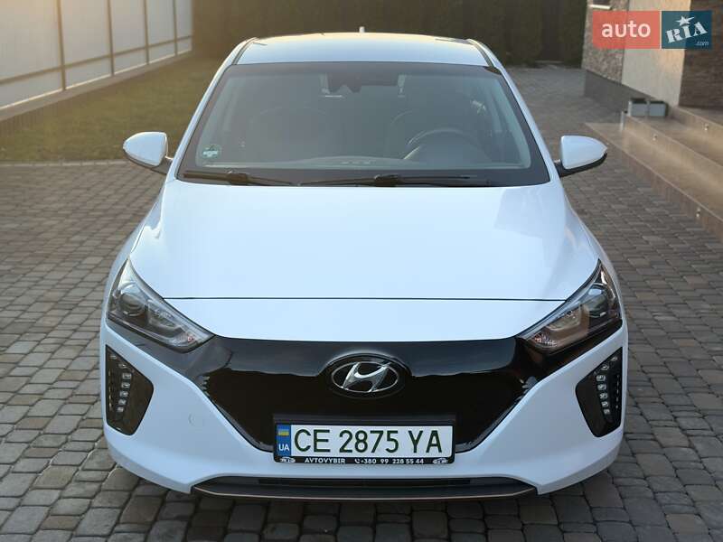 Ліфтбек Hyundai Ioniq 2019 в Чернівцях