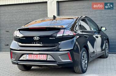 Лифтбек Hyundai Ioniq 2020 в Тернополе