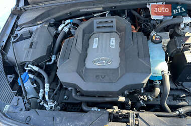 Хэтчбек Hyundai Ioniq 2019 в 