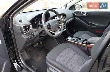 Лифтбек Hyundai Ioniq 2019 в 