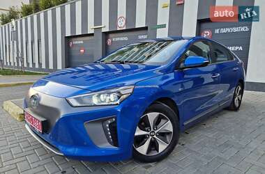 Хэтчбек Hyundai Ioniq 2017 в 