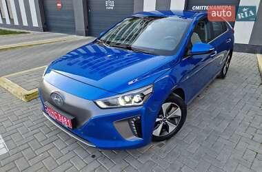 Хэтчбек Hyundai Ioniq 2017 в 