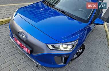 Хэтчбек Hyundai Ioniq 2017 в 