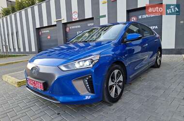 Хэтчбек Hyundai Ioniq 2017 в 