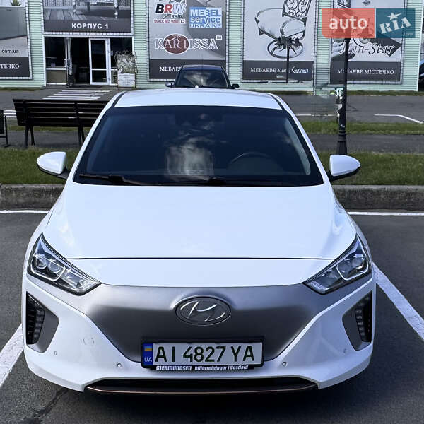 Хэтчбек Hyundai Ioniq 2017 в Киеве