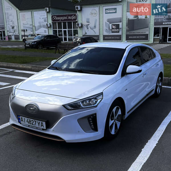 Хэтчбек Hyundai Ioniq 2017 в Киеве