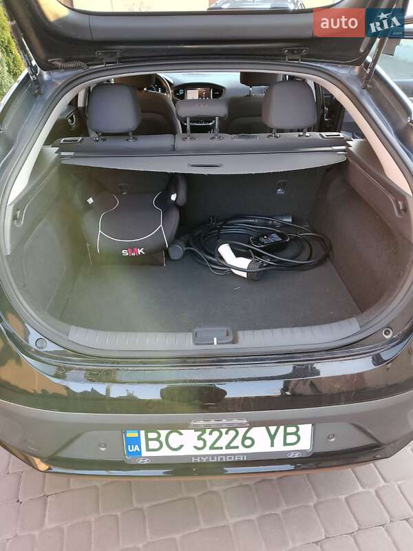 Лифтбек Hyundai Ioniq 2018 в Львове фото 9 Лифтбек Hyundai Ioniq 2018 в Львове