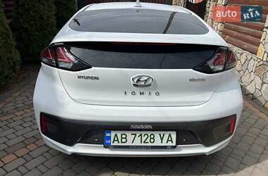 Лифтбек Hyundai Ioniq 2020 в 