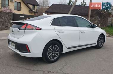 Лифтбек Hyundai Ioniq 2019 в 