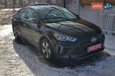 Хетчбек Hyundai Ioniq 2018 в 