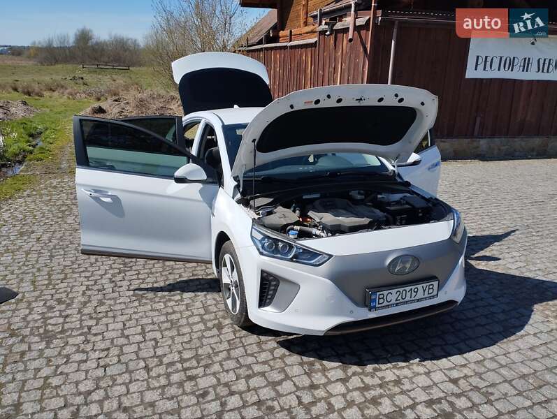 Хетчбек Hyundai Ioniq 2019 в Львові