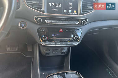 Хетчбек Hyundai Ioniq 2018 в 