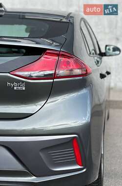 Лифтбек Hyundai Ioniq 2020 в 