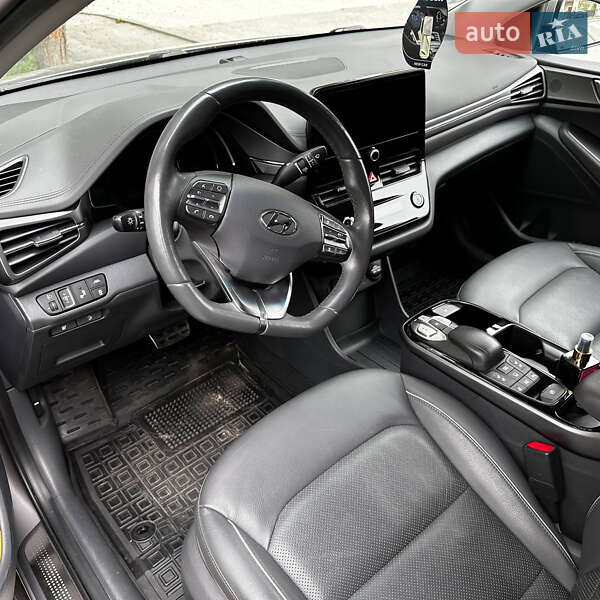 Ліфтбек Hyundai Ioniq 2021 в Львові