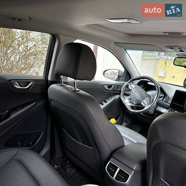 Ліфтбек Hyundai Ioniq 2021 в Львові