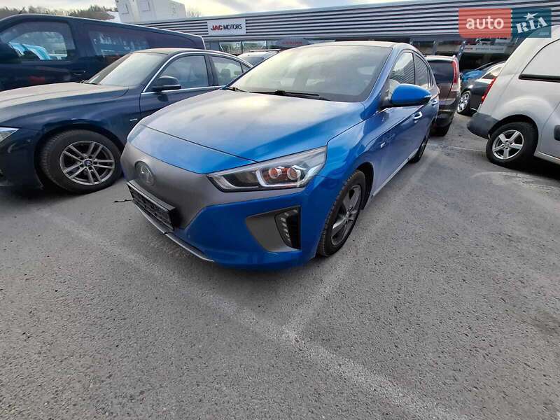 Хетчбек Hyundai Ioniq 2016 в Луцьку