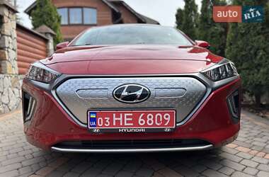 Ліфтбек Hyundai Ioniq 2019 в 