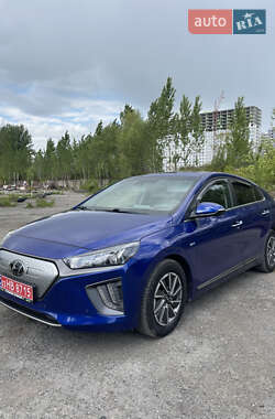 Лифтбек Hyundai Ioniq 2020 в 