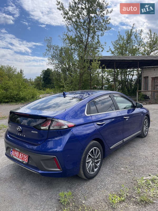 Ліфтбек Hyundai Ioniq 2020 в Тернополі