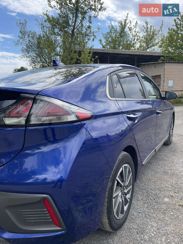 Ліфтбек Hyundai Ioniq 2020 в Тернополі