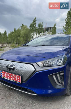 Лифтбек Hyundai Ioniq 2020 в 