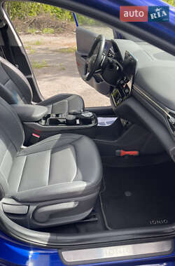 Лифтбек Hyundai Ioniq 2020 в 
