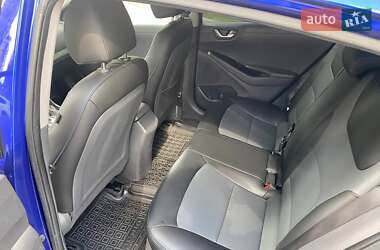 Хетчбек Hyundai Ioniq 2019 в 