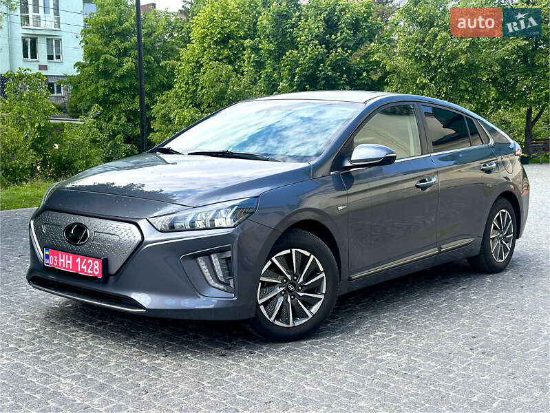 Лифтбек Hyundai Ioniq 2020 в Золочеве