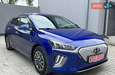 Лифтбек Hyundai Ioniq 2020 в 
