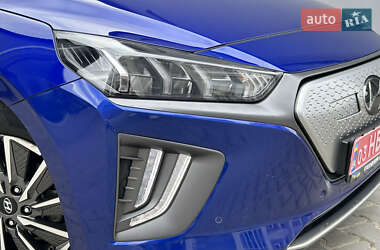 Лифтбек Hyundai Ioniq 2020 в 