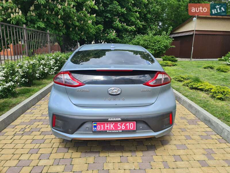 Хэтчбек Hyundai Ioniq 2018 в Виннице