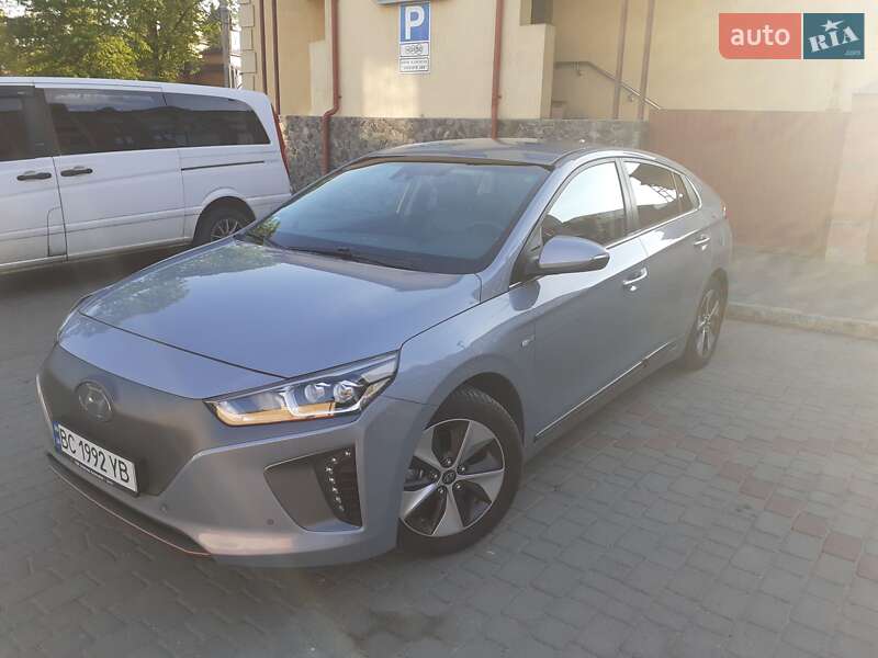 Хэтчбек Hyundai Ioniq 2018 в Владимире фото 6 Хэтчбек Hyundai Ioniq 2018 в Владимире