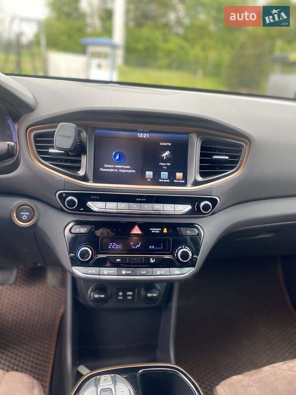 Хетчбек Hyundai Ioniq 2018 в Львові