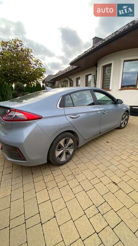 Хэтчбек Hyundai Ioniq 2018 в Ковеле фото 27 Хэтчбек Hyundai Ioniq 2018 в Ковеле