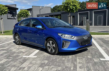 Хэтчбек Hyundai Ioniq 2017 в Киеве