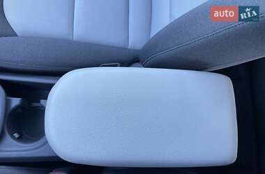 Лифтбек Hyundai Ioniq 2020 в 