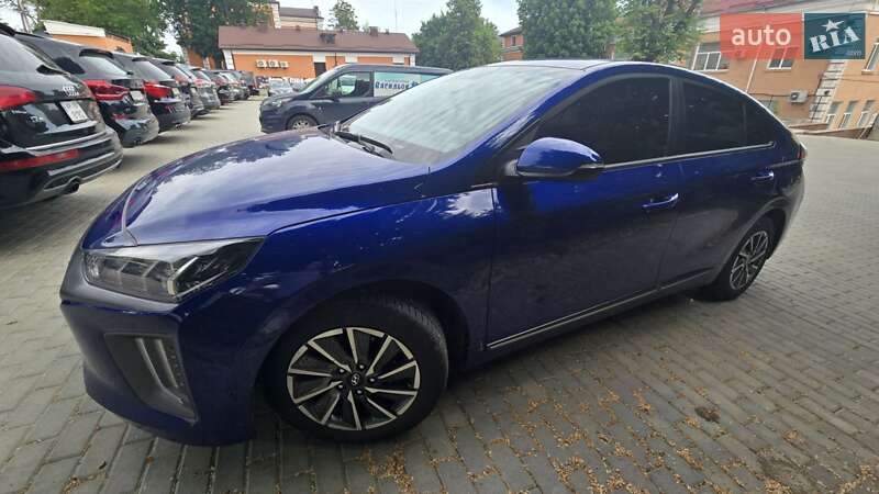 Лифтбек Hyundai Ioniq 2021 в Кропивницком