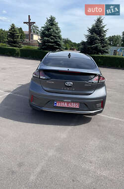 Ліфтбек Hyundai Ioniq 2020 в 
